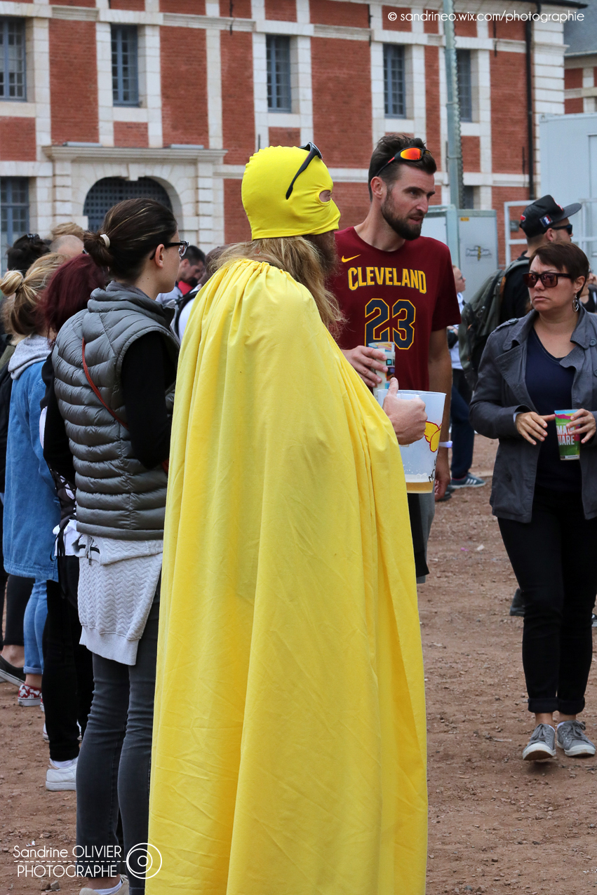 Man en jaune